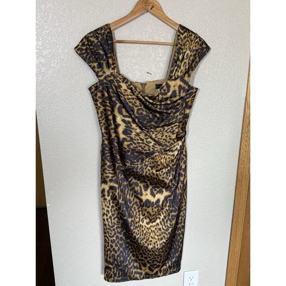 Tadashi Shoji Animal Print Sheath Dress Size 12 Ruched Cap Sleeves Leopard Satin - Picture 3 of 5